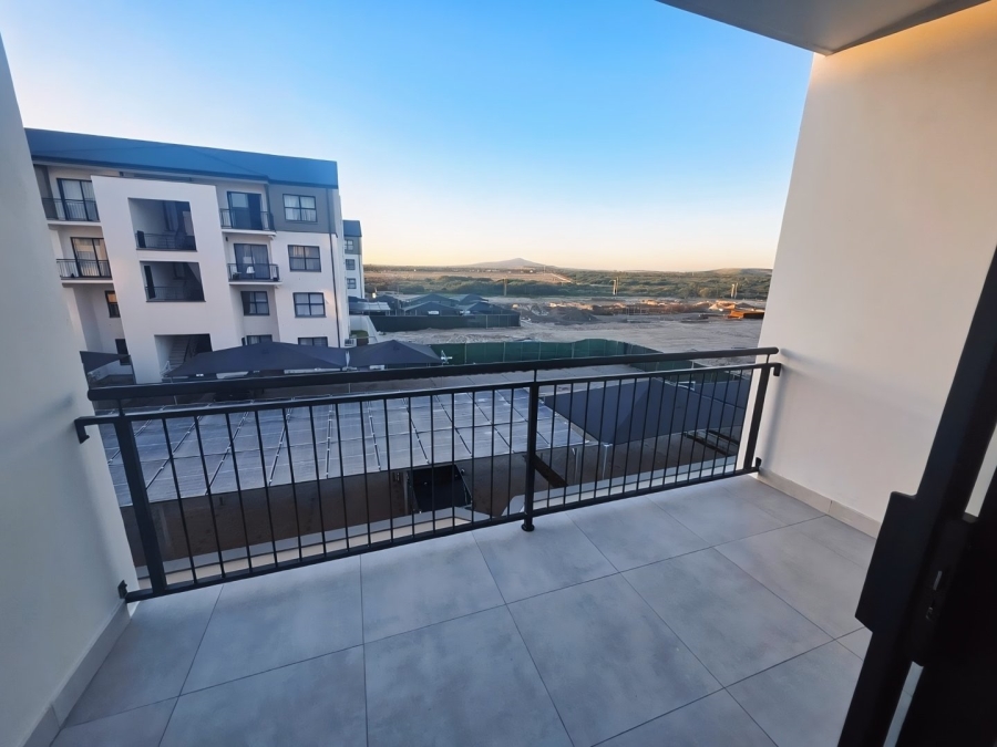 To Let 2 Bedroom Property for Rent in Sandown Western Cape